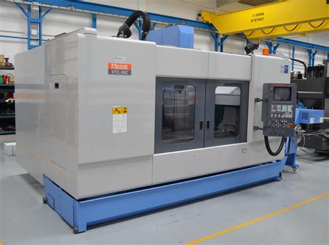 vendo centro de mecanizado cnc|Centro de mecanizado de segunda mano y otro CNC usado.